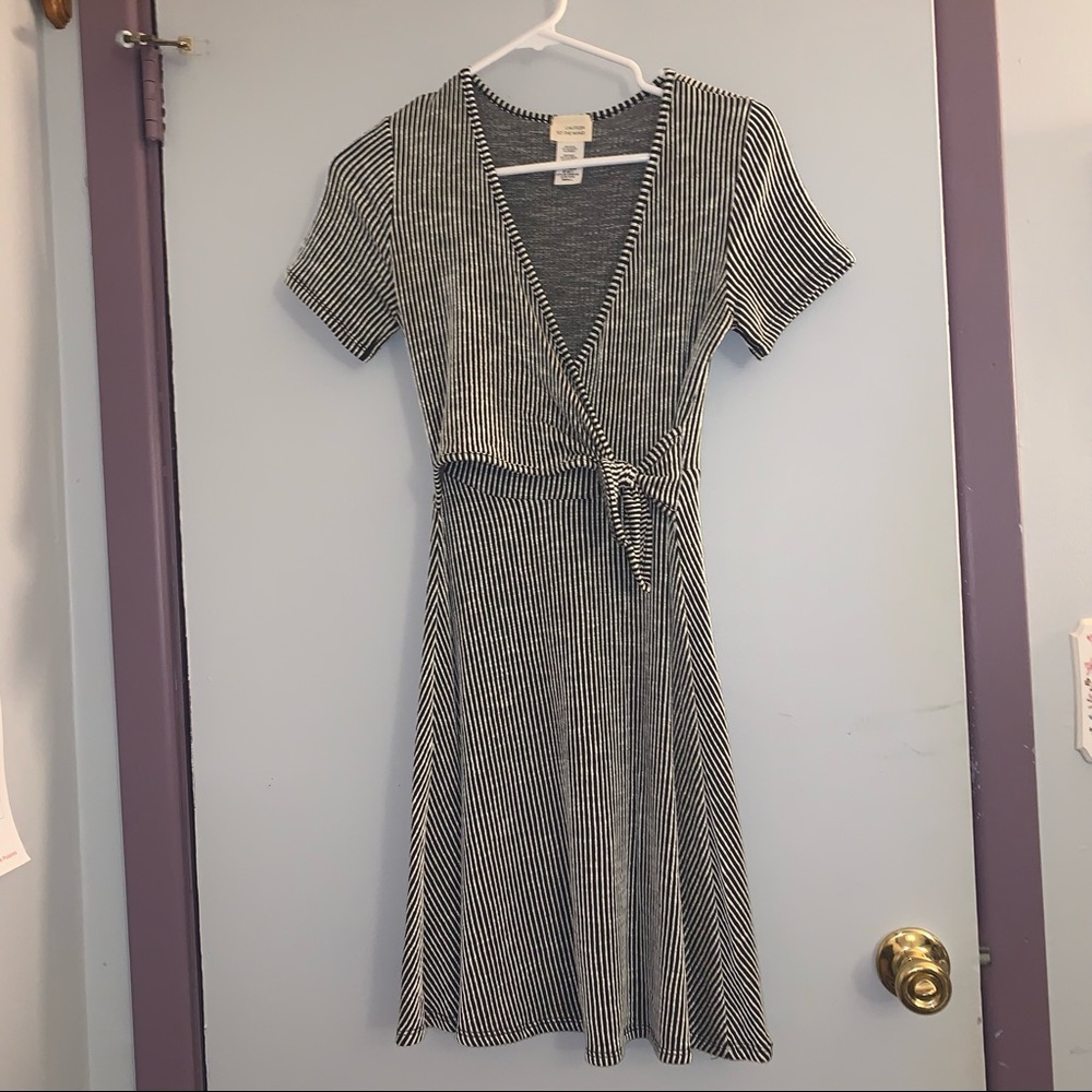 Caution to the wind, black and white dress, size small